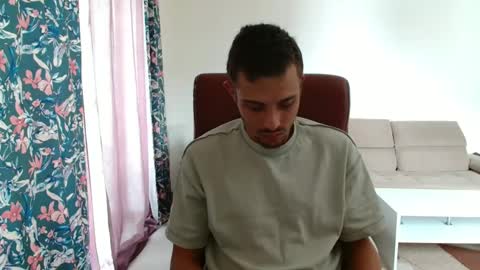 Snapshot of hotboyshorny chatting on 02.18.25 Hotboyshorny online show from 02.18.25