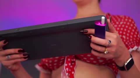 Snapshot of hotbustybabex chatting on 09.14.25 Anais online show from 09.14.25