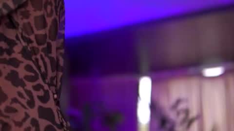 Snapshot of hotbustybabex chatting on 09.29.25 Anais online show from 09.29.25