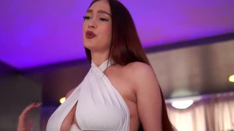 Snapshot of hotbustybabex chatting on 10.09.25 Anais online show from 10.09.25