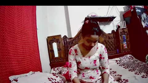 Hotcapolx online show from 04.28.26