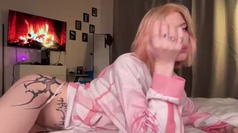 hotchubently online show from 08.03.26