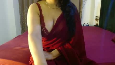 Snapshot of hoteliza6 chatting on 02.14.25 Eliza i dont show face in any show online show from 02.14.25