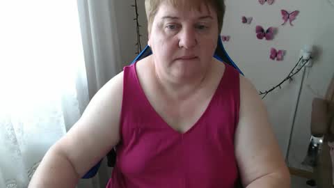 Snapshot of hotfiremommy chatting on 03.12.25 LimonkaFire online show from 03.12.25