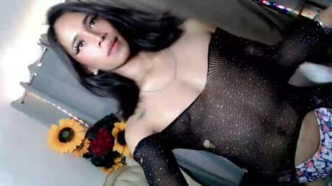 hotgirl_krisxx online show from 11.18.25