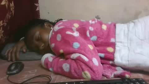 veronique online show from 10.24.25