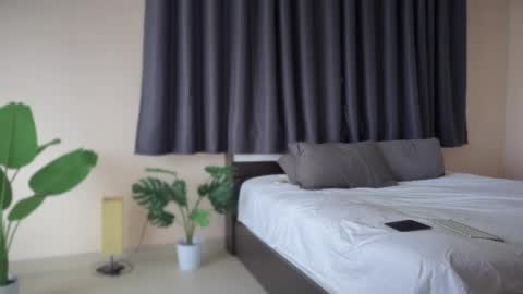 Kate  stream  1200 pm -800 pm UTC 7 online show from 04.16.26