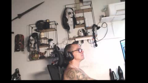 hotkinkytat online show from 04.30.26