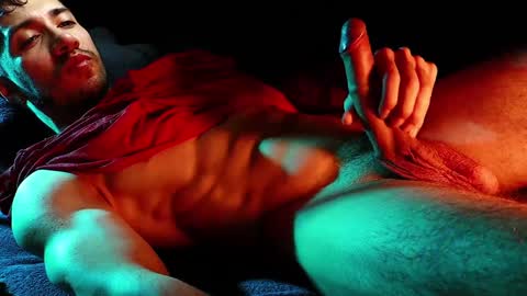 Hotlatinking online show from 12.16.24