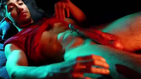 Hotlatinking online show from 02.14.25