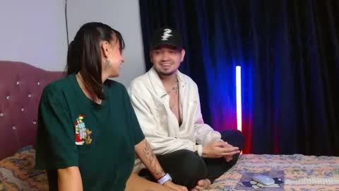 Snapshot of hotlatinocouple__ chatting on 04.14.26 Eevee Zoro online show from 04.14.26