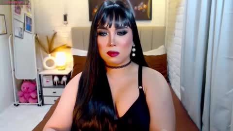 Snapshot of hotlexus69 chatting on 12.05.25 LEXUS online show from 12.05.25