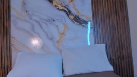 Snapshot of hotlovestory chatting on 03.18.26 hotlovestory online show from 03.18.26