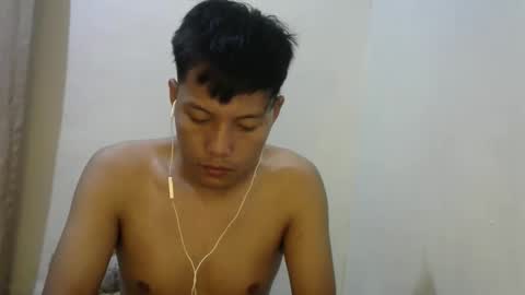 HotLuvs online show from 01.11.26