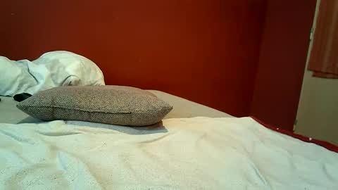 Makenzie online show from 02.12.25