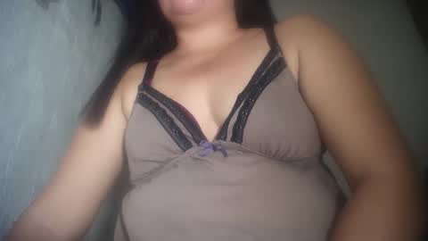 Snapshot of hotmatureladyxxx chatting on 12.26.24 hotmatureladyxxx online show from 12.26.24