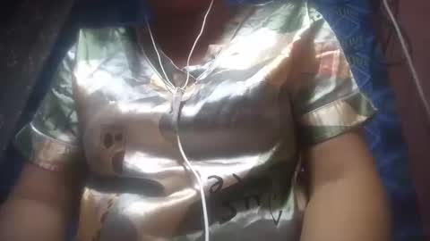 Snapshot of hotmatureladyxxx chatting on 10.11.25 hotmatureladyxxx online show from 10.11.25