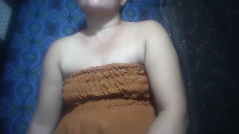 Snapshot of hotmatureladyxxx chatting on 10.24.25 hotmatureladyxxx online show from 10.24.25