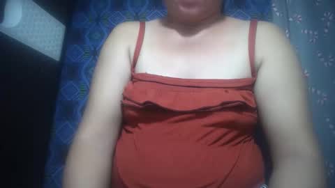 Snapshot of hotmatureladyxxx chatting on 11.01.25 hotmatureladyxxx online show from 11.01.25