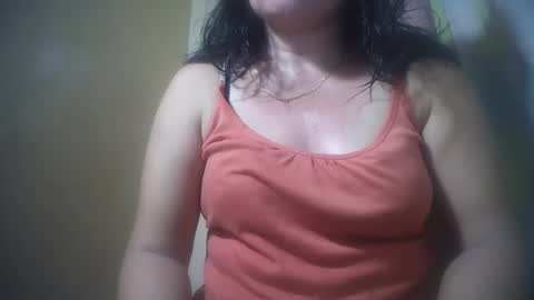 Snapshot of hotmatureladyxxx chatting on 11.30.25 hotmatureladyxxx online show from 11.30.25