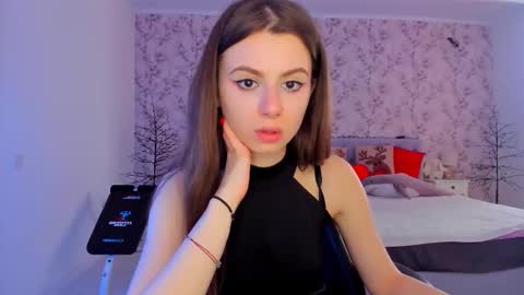 Snapshot of hotmolly_ chatting on 02.13.26 hotmolly_ online show from 02.13.26