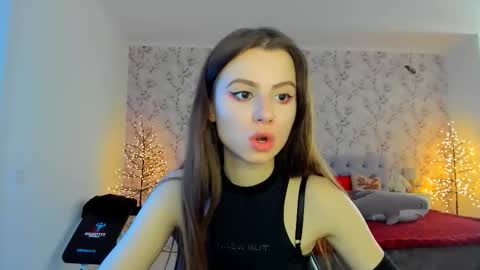 Snapshot of hotmolly_ chatting on 02.18.26 hotmolly_ online show from 02.18.26