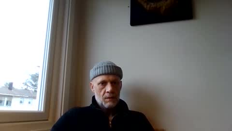 Snapshot of hototo2 chatting on 11.24.25 hototo2 online show from 11.24.25