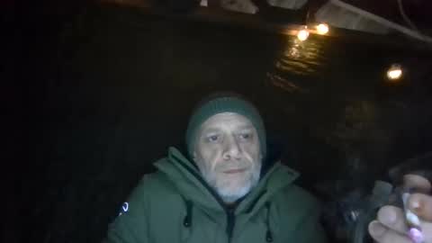 Snapshot of hototo2 chatting on 12.18.25 hototo2 online show from 12.18.25