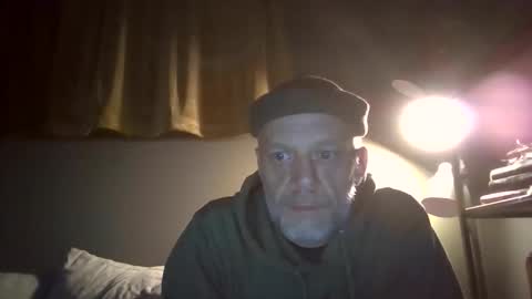 Snapshot of hototo2 chatting on 12.22.25 hototo2 online show from 12.22.25