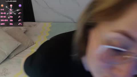 Sussy Bloom  online show from 02.11.26