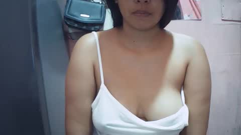 Snapshot of hotpink4u04 chatting on 01.14.26 hotpink4u04 online show from 01.14.26