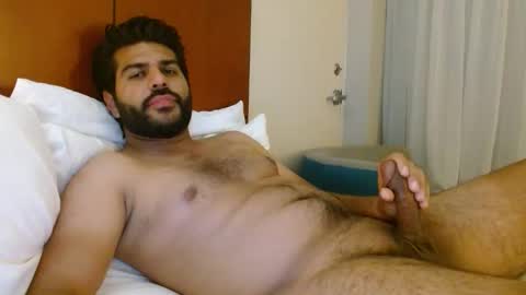 hotsexdude69 online show from 10.28.25