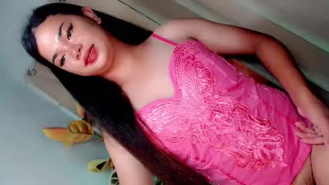 hotsiren101 online show from 05.22.26