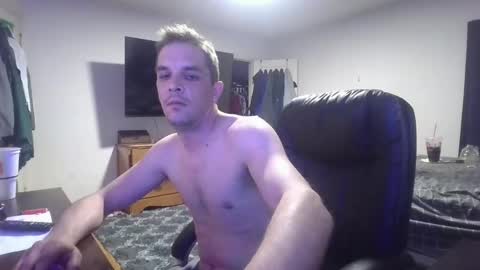 Snapshot of hotslimboy24 chatting on 01.20.25 sexy mark online show from 01.20.25