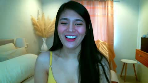 Snapshot of hotsweetangel00 chatting on 12.12.24 Sweet Angel online show from 12.12.24