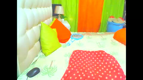 Snapshot of hottesa2019 chatting on 02.26.25 THEONE online show from 02.26.25