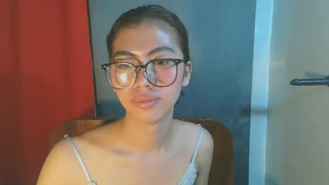 Snapshot of hottestdella69 chatting on 10.09.25 hottestdella69 online show from 10.09.25