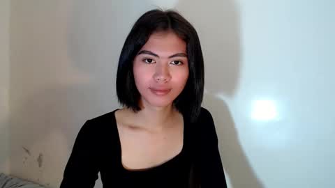 Snapshot of hottestdella69 chatting on 10.13.25 hottestdella69 online show from 10.13.25