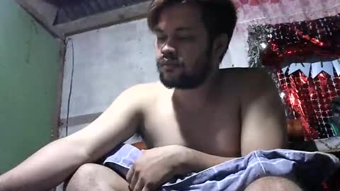 Snapshot of hottestpinoy2323 chatting on 12.05.24 HottestPinoy32 online show from 12.05.24