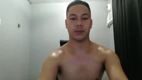hottie_kyle69 online show from 05.31.26