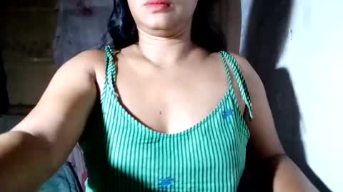 Snapshot of hottie_mama2022 chatting on 09.24.25 Lyn online show from 09.24.25