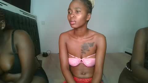 hottie_mistie online show from 04.25.26