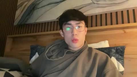 Snapshot of hottiewithabody101 chatting on 10.23.25 hottiewithabody101 online show from 10.23.25