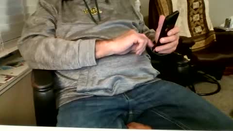 Snapshot of hottop_1981 chatting on 11.02.25 Hottop 1981 online show from 11.02.25