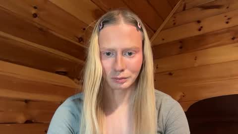 HotTransGirlie online show from 01.21.25
