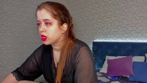 Snapshot of hotty_carmen chatting on 01.08.26 Lexi online show from 01.08.26