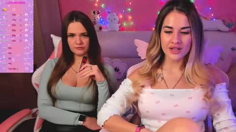 Snapshot of hotty_girls_here chatting on 02.17.25 Ivanna and Jessica online show from 02.17.25