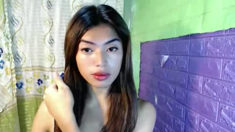 Snapshot of hotty_zeah chatting on 11.12.25 zeah online show from 11.12.25