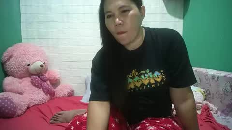 hotwetmommaxxx online show from 12.02.24