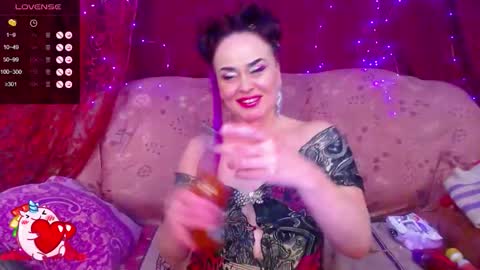 Snapshot of hotzlata chatting on 10.03.25 Hotzlata online show from 10.03.25